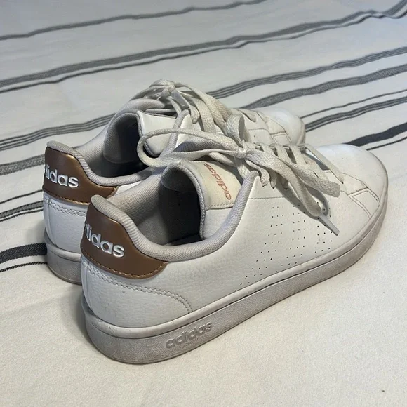 adidas | Shoes | Adidas Womens Advantage White Sneaker With Rose Gold Size  9 | Poshmark